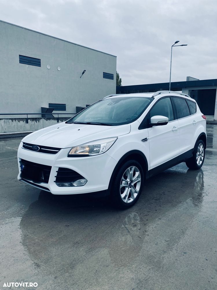 Ford Kuga - 1