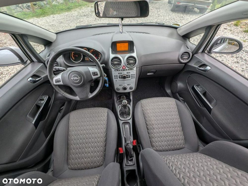 Opel Corsa - 20