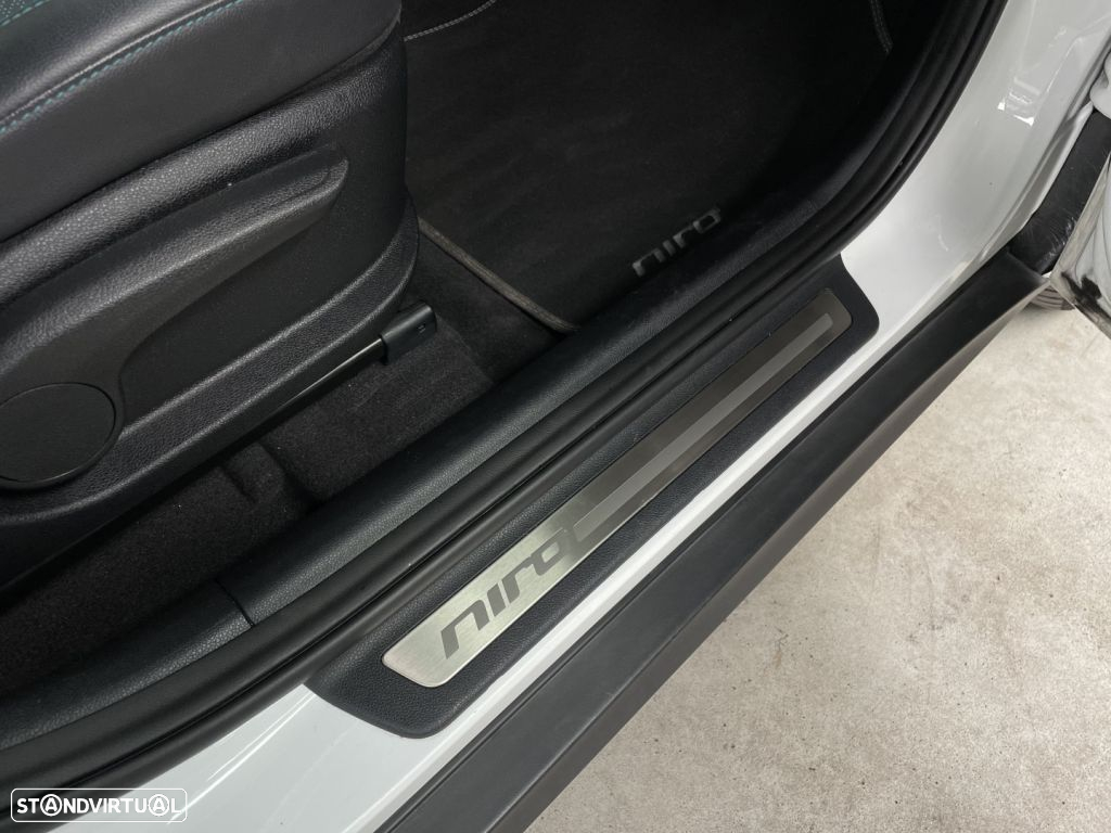 Kia e-Niro EV 64kWh - 29