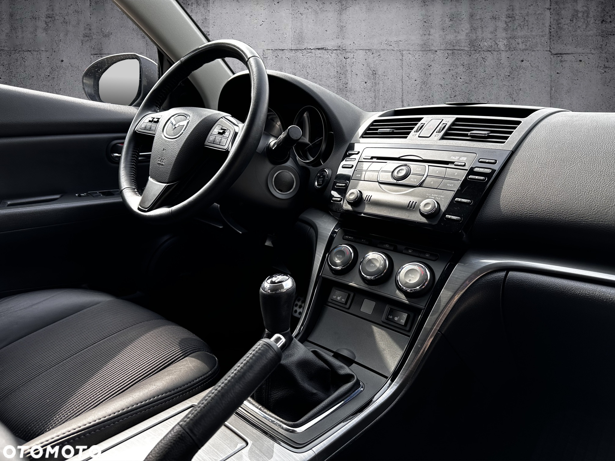 Mazda 6 Sport Kombi 2.2 CD DPF Exclusive-Line Edition 40 Jahre - 13