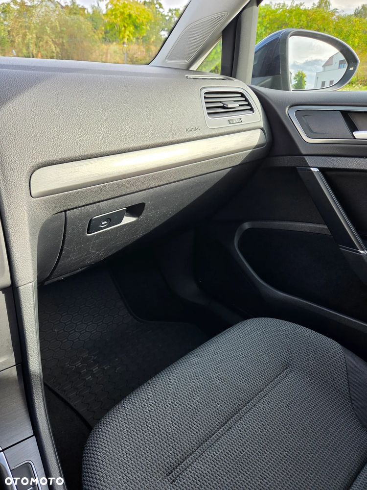 Volkswagen Golf 1.6 TDI Comfortline - 3