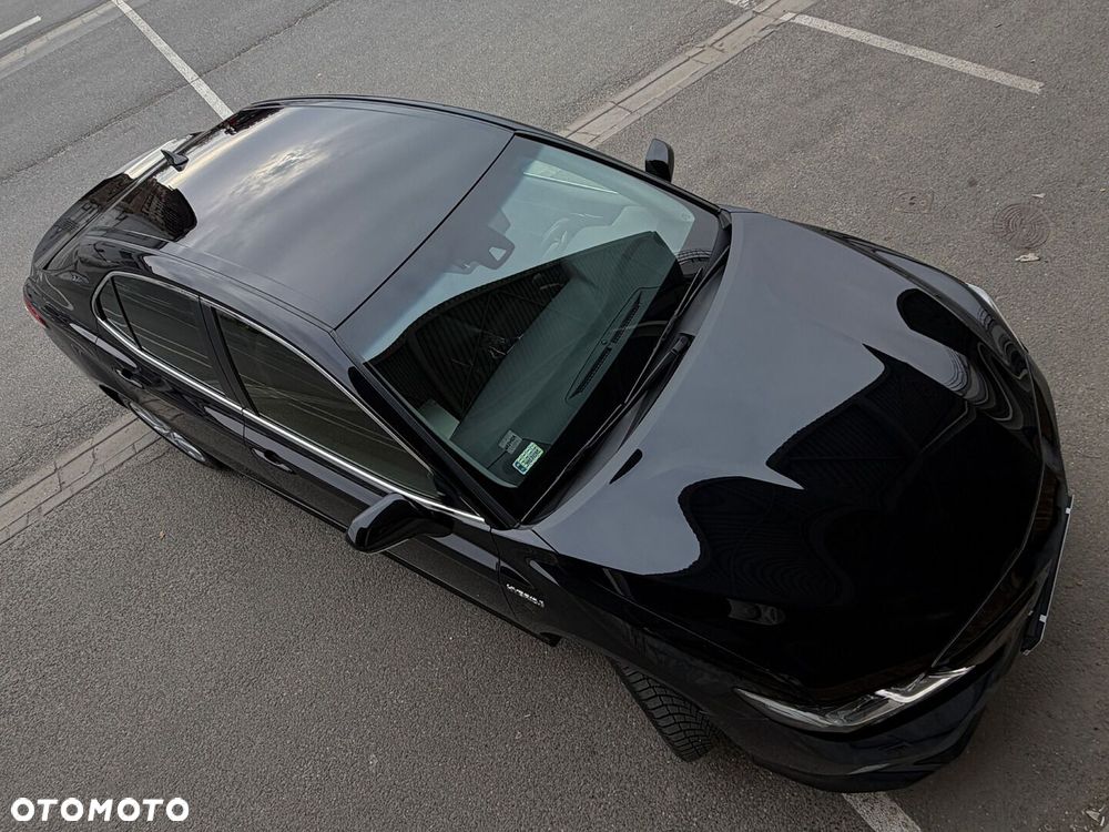 Toyota Camry 2.5 Hybrid Comfort CVT - 20