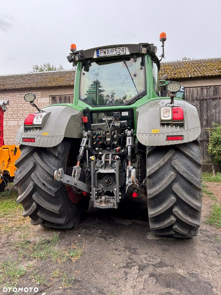 Fendt 824 VARIO PROFI - 8