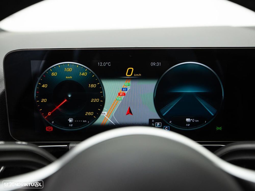 Mercedes-Benz GLA 250 e Progressive - 30