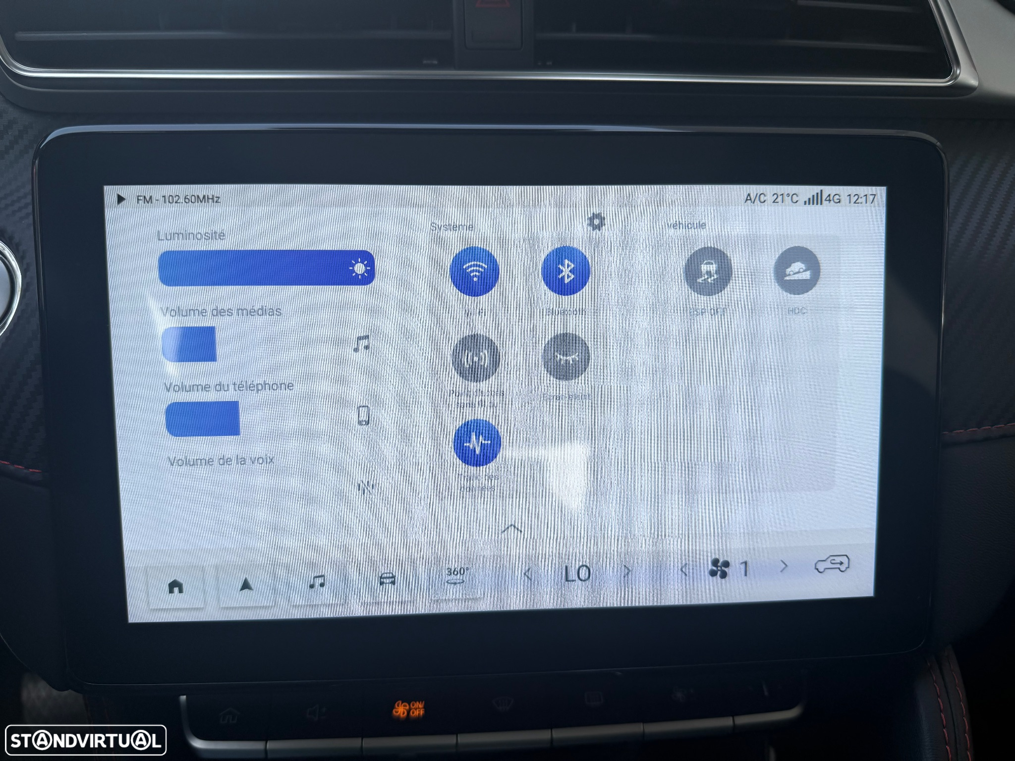 MG ZS EV 44.5 kWh Luxury - 42