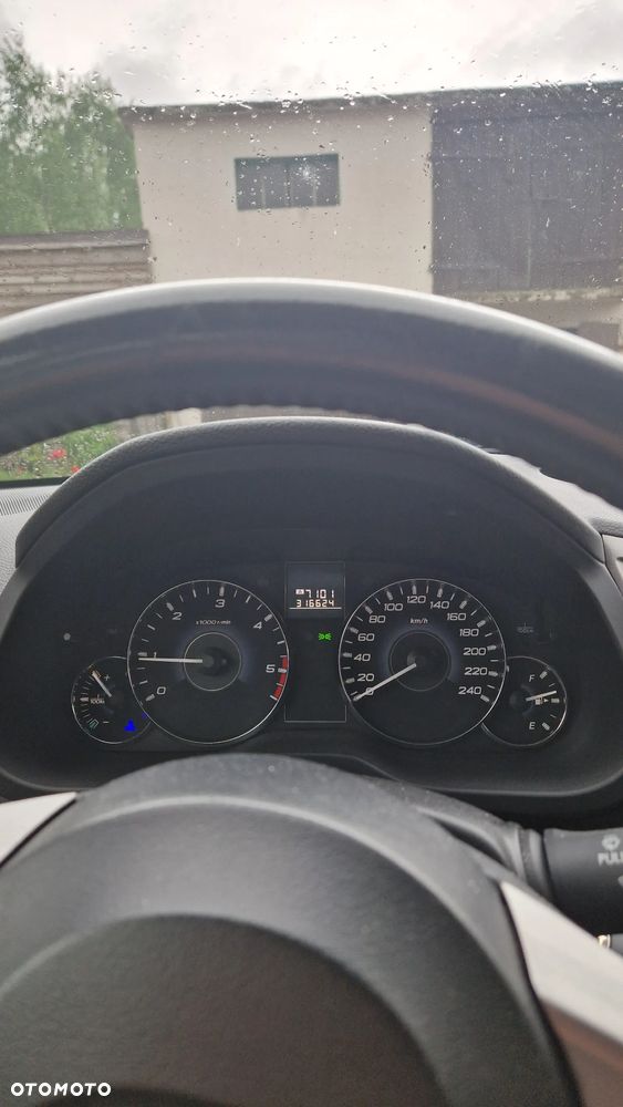 Subaru Legacy 2.0D RA HID - 5