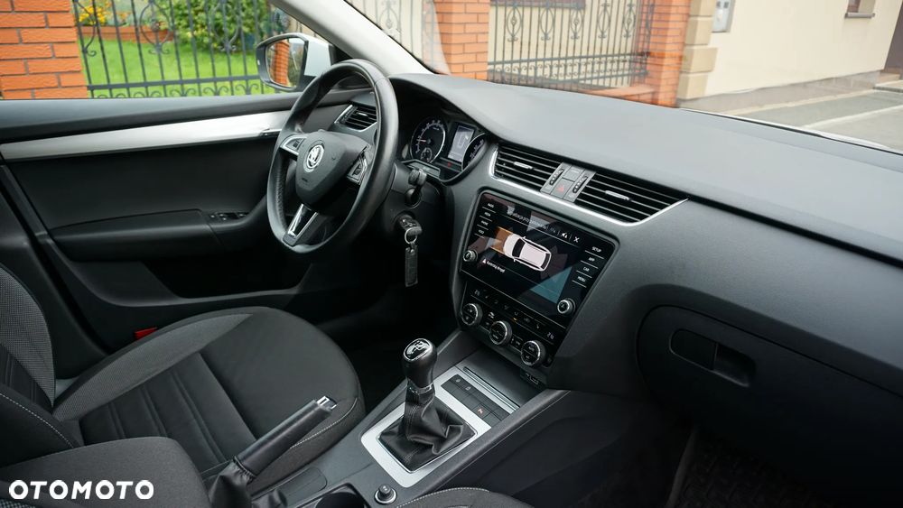 Skoda Octavia 1.6 TDI SCR Ambition - 27