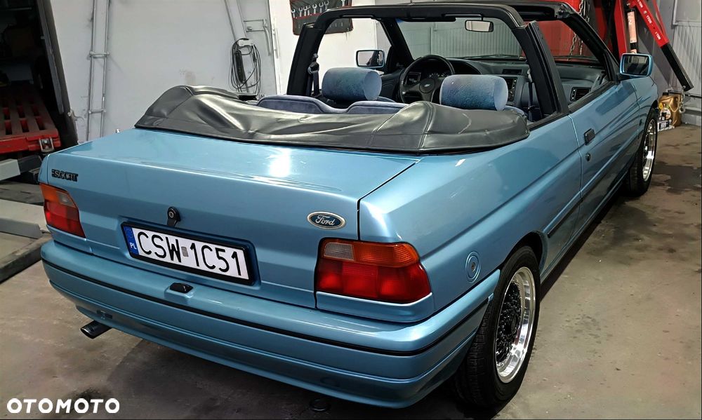 Ford Escort - 3