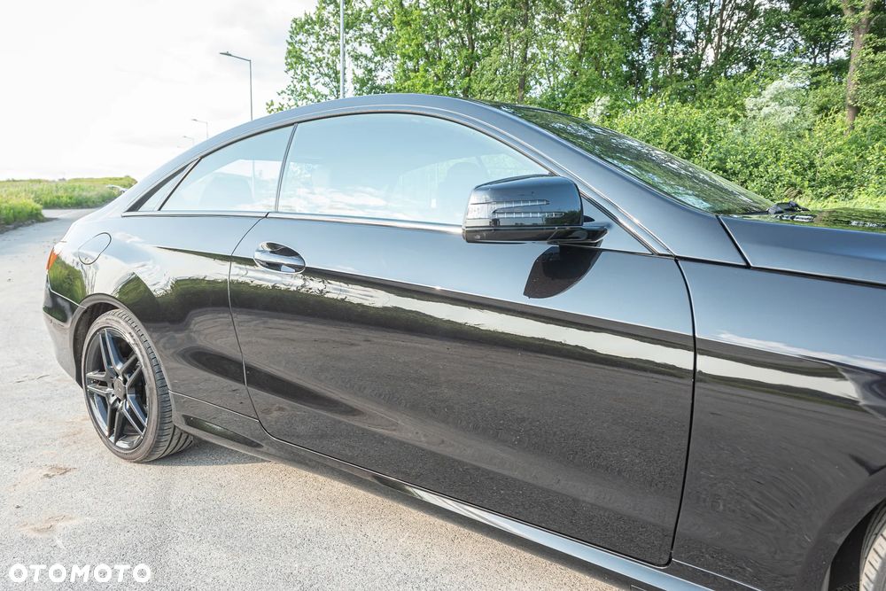 Mercedes-Benz Klasa E 200 4-Matic 9G-TRONIC - 10
