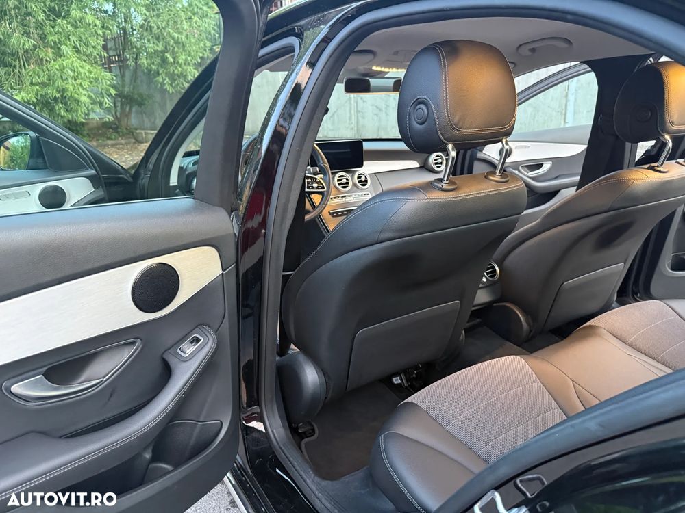 Mercedes-Benz C 220 d Aut - 13