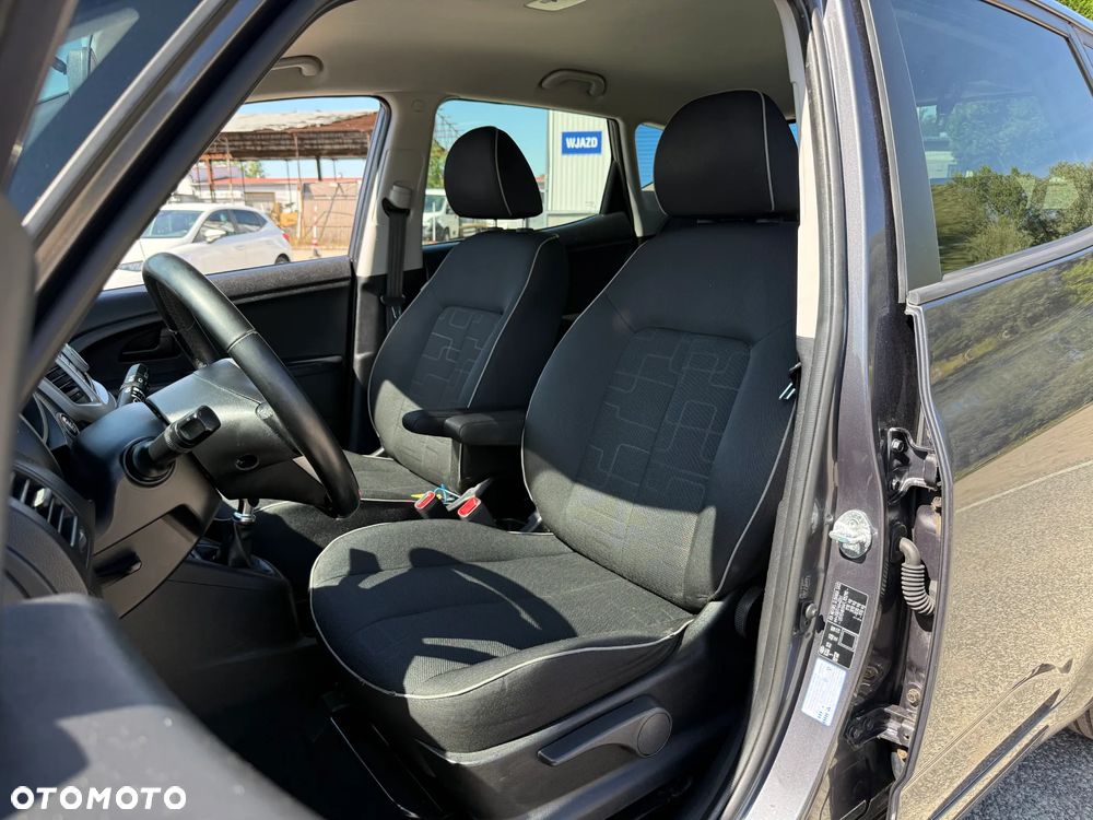 Kia Venga 1.4 CVVT Dream Team Edition - 4