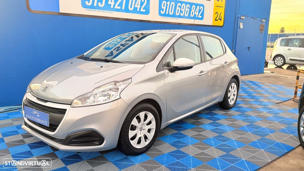 Peugeot 208 PureTech 68 Like - 1