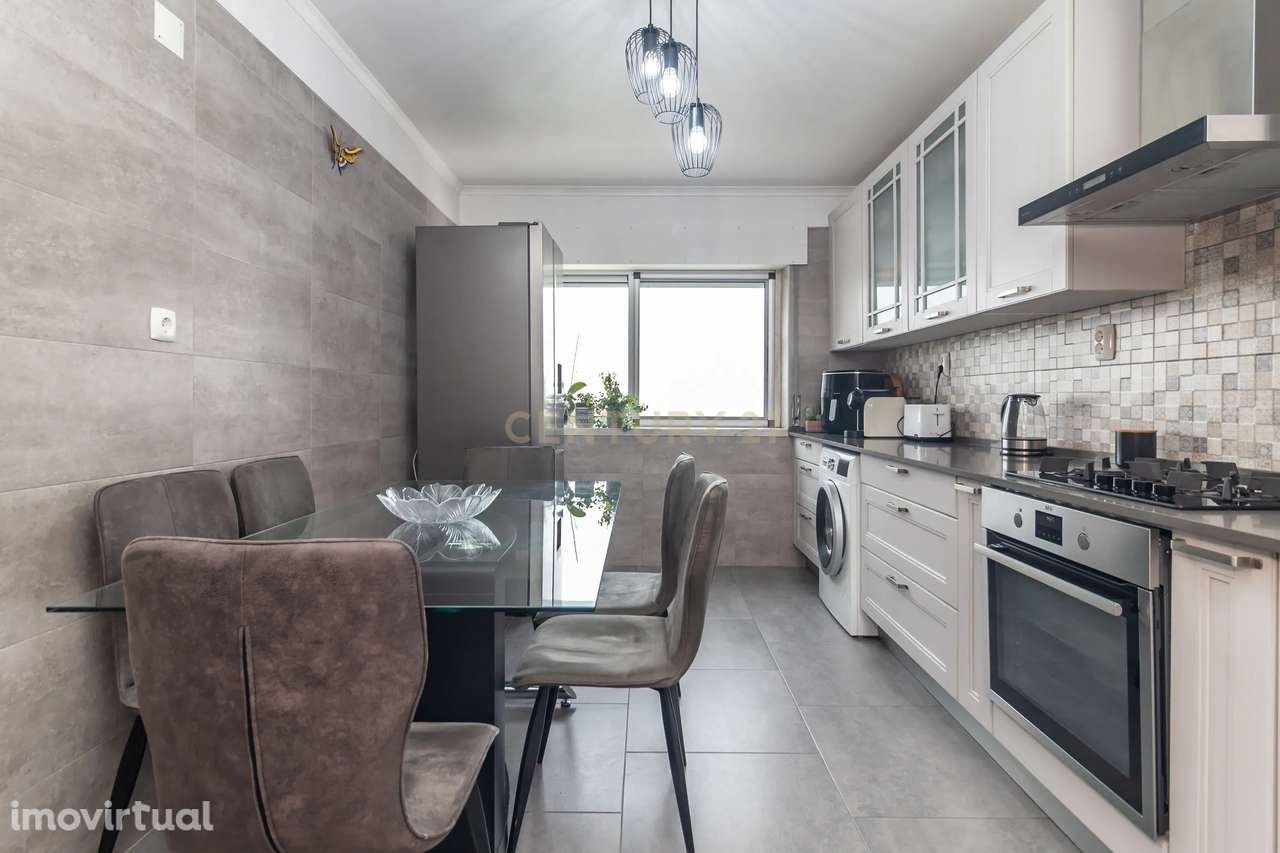 Apartamento T3 em Corroios | Zona Sossegada | Vista Desafogada | Excel - Grande imagem: 2/46