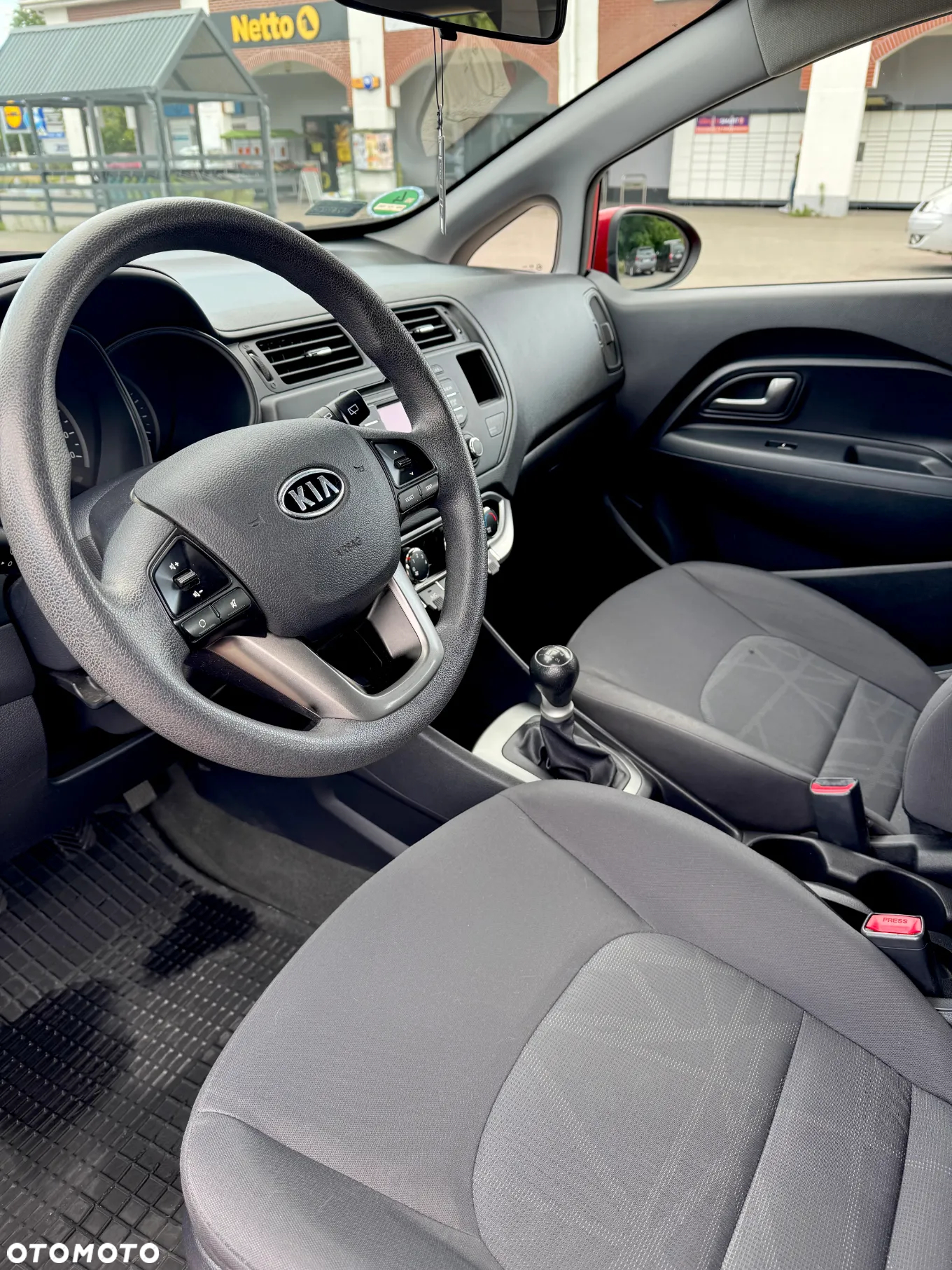 Kia Rio 1.2 M - 18