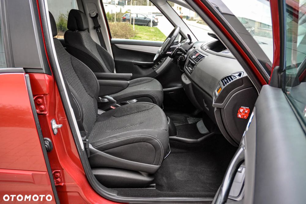Citroën C4 Picasso - 11