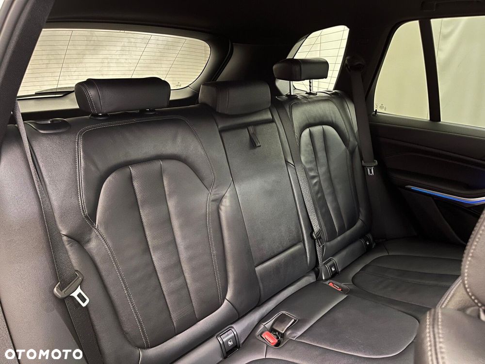 BMW X5 xDrive25d sport - 39