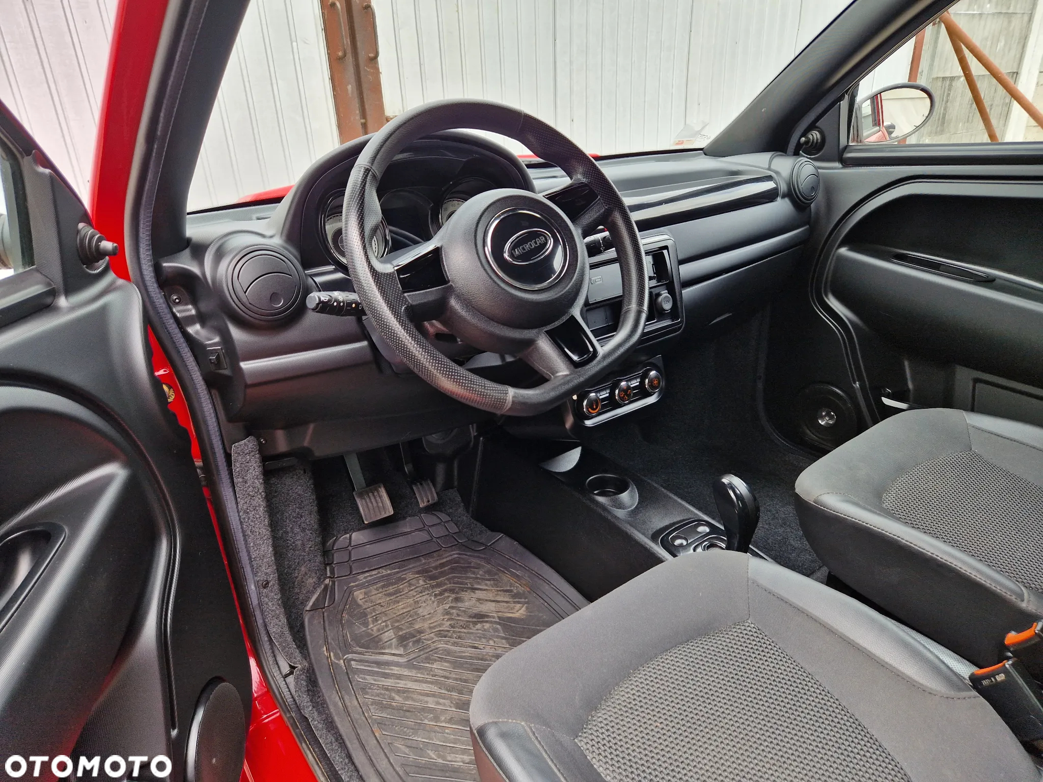 Microcar DUE - 8