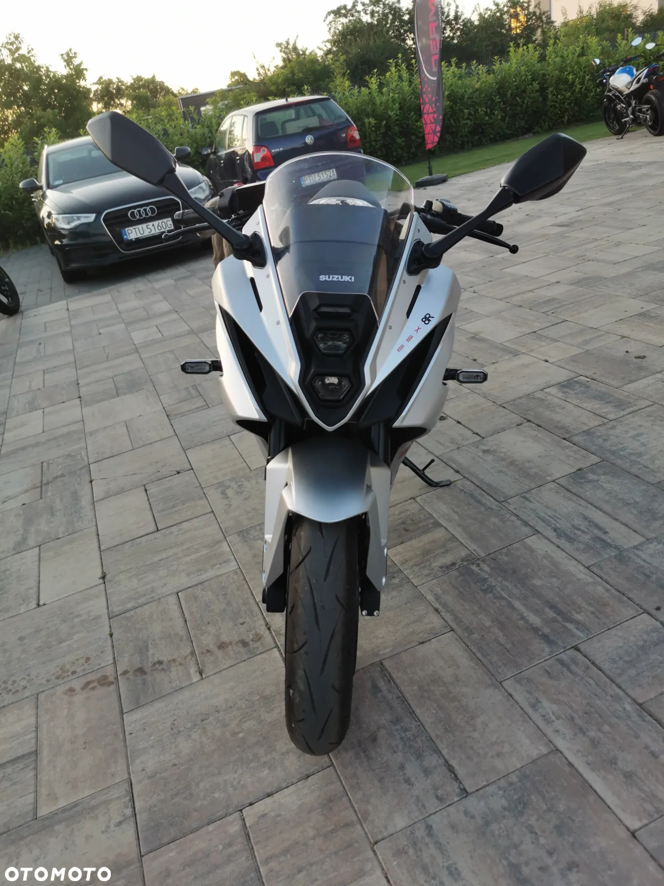 Suzuki GSX - 14