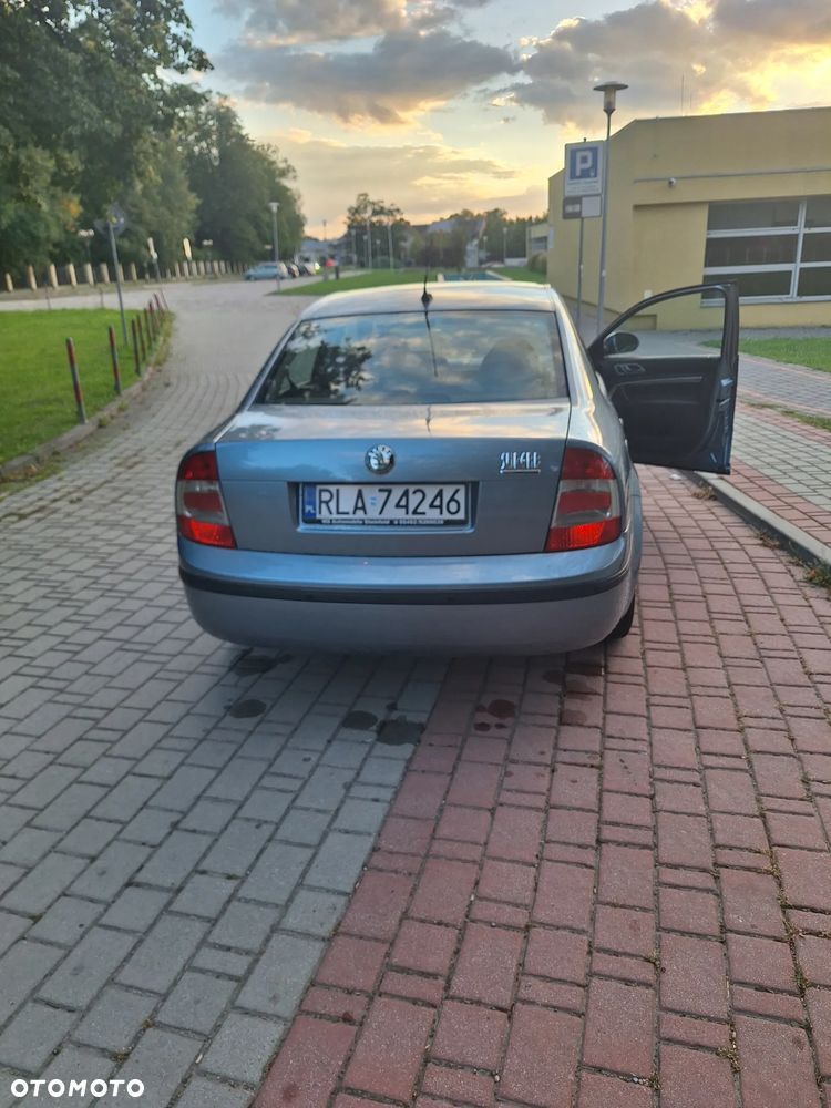 Skoda Superb 1.8T Comfort - 6