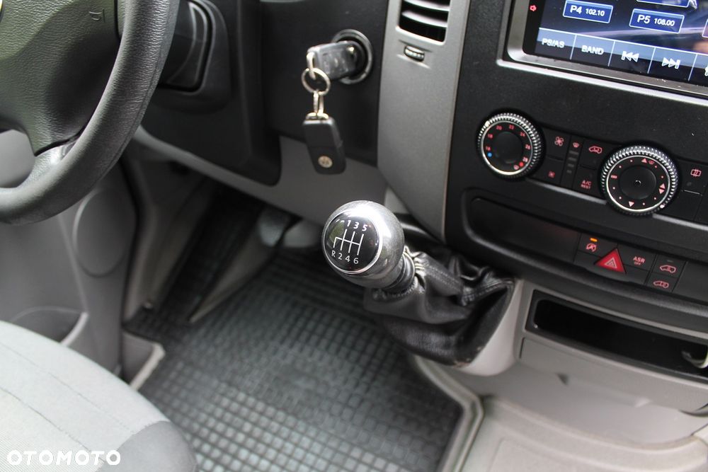 Volkswagen Crafter - 21