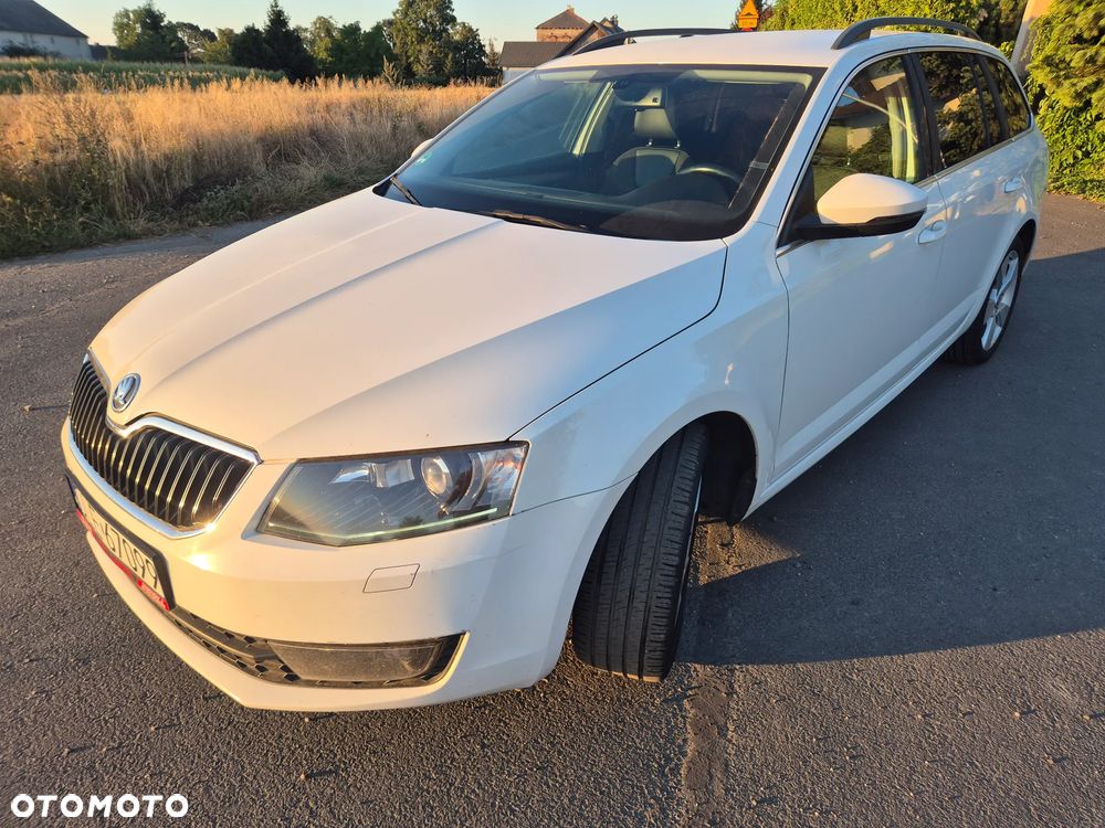 Skoda Octavia 1.6 TDI DPF DSG Elegance - 7