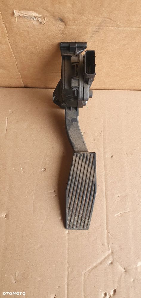 Pedał gazu potencjometr Opel Insignia A 2.0 CDTI 13237352 - 2