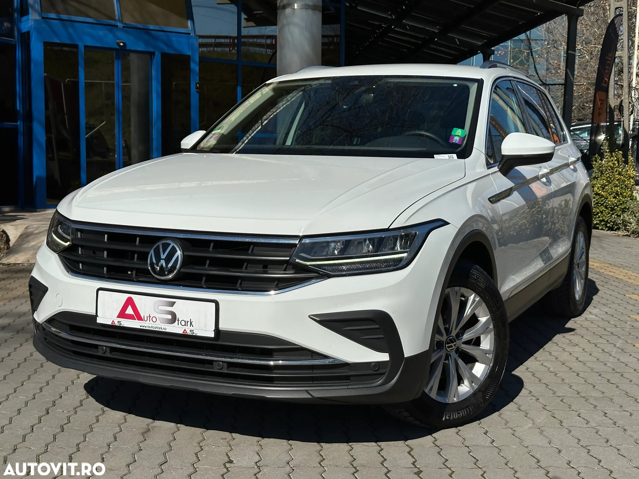 Volkswagen Tiguan 1.5 eTSI OPF DSG Life - 9
