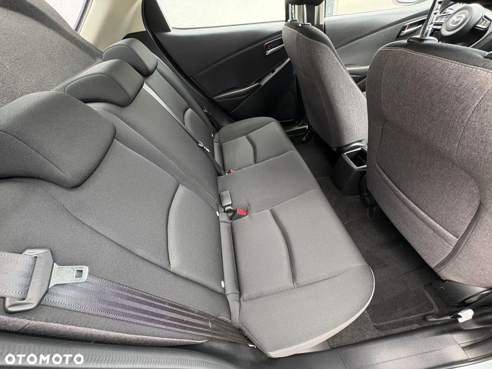 Mazda 2 - 10
