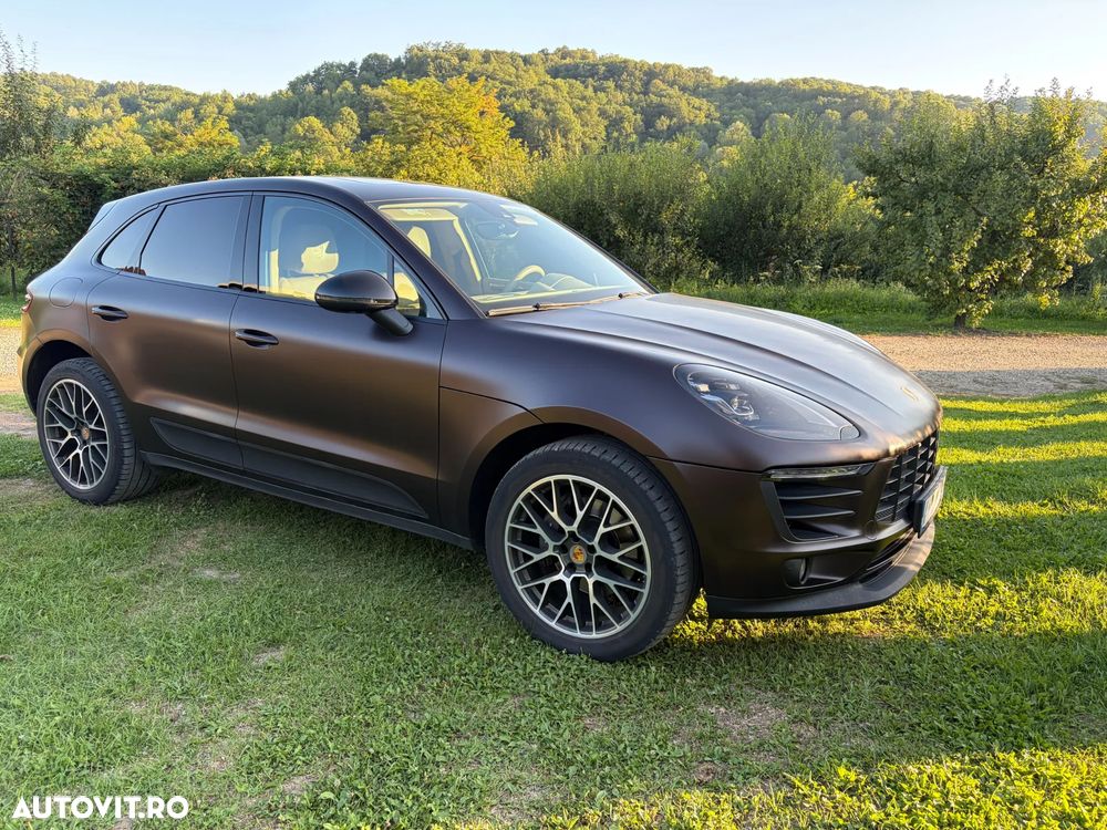 Porsche Macan Standard - 1
