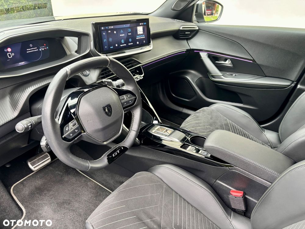 Peugeot 2008 1.2 PureTech GT S&S EAT8 - 27