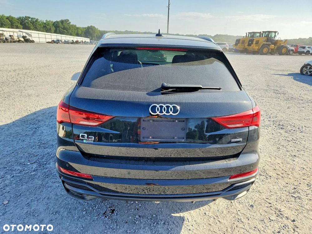 Audi Q3 2021 photo 4