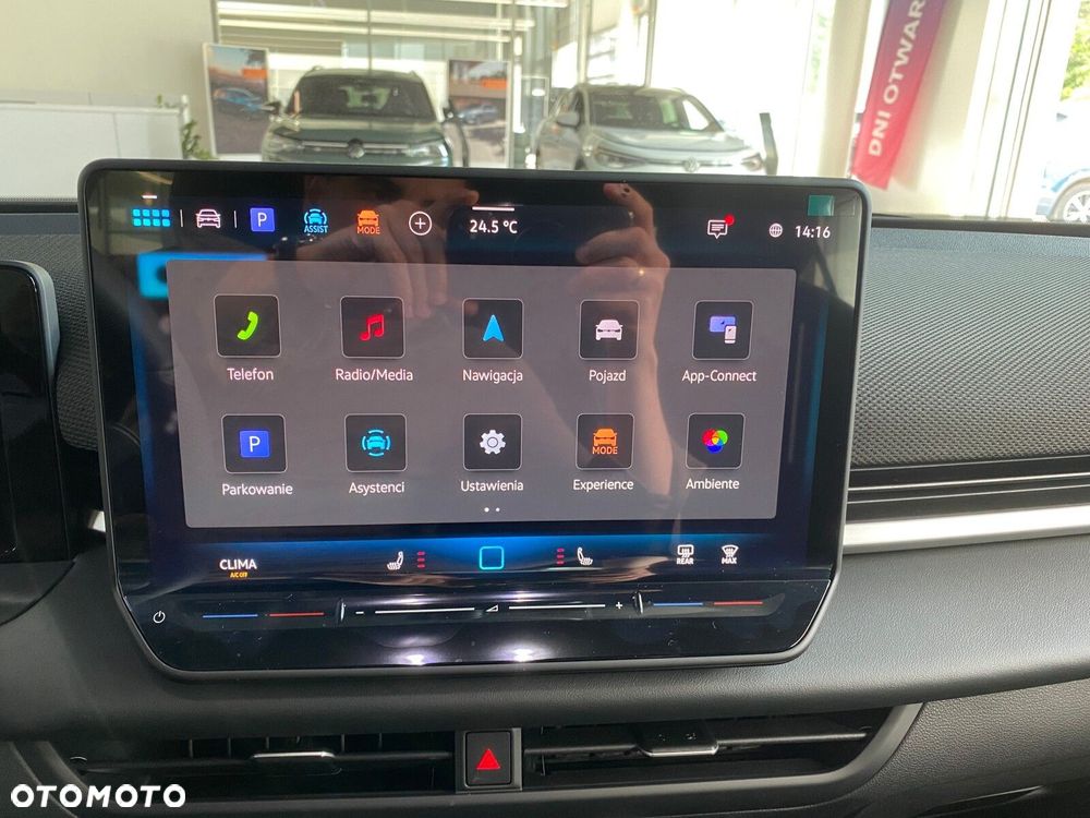 Volkswagen T-Roc 1.5 TSI R-Line DSG - 10