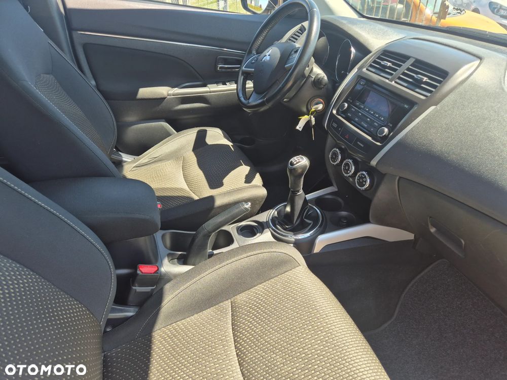 Mitsubishi ASX 1.6 2WD Comfort Edition - 22