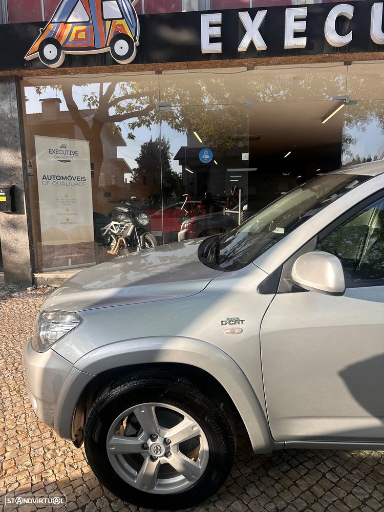 Toyota RAV4 2.2 D-4D X NAVI+RF+BM - 4