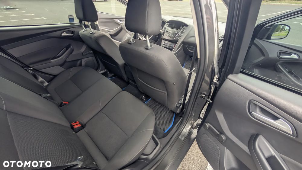 Ford Focus 1.6 Trend - 11