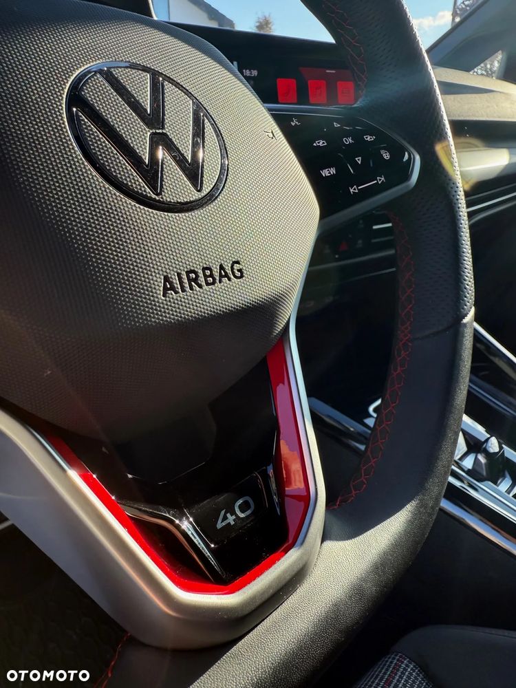 Volkswagen Golf 2.0 TSI OPF DSG GTI - 12