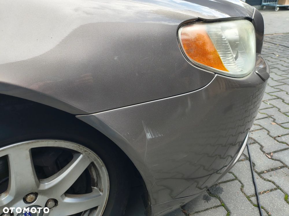 Volvo V70 2.5T Momentum - 16