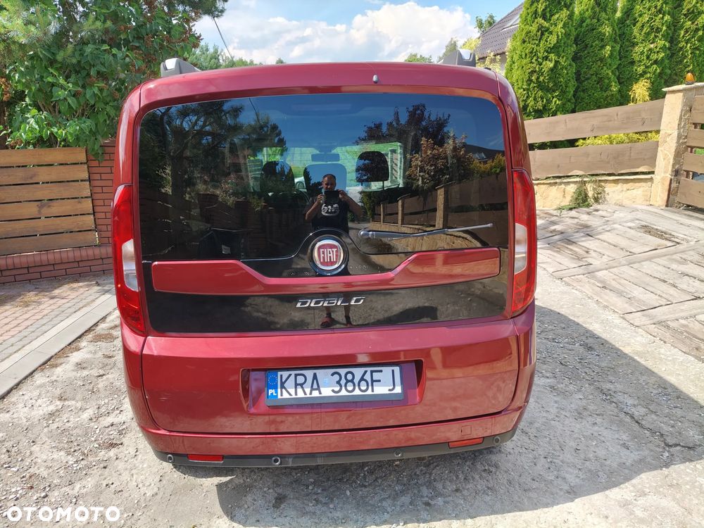 Fiat Doblo 1.4 T-Jet 16V Emotion - 23