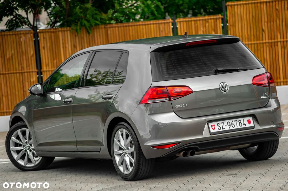 Volkswagen Golf 1.4 TSI BMT Highline - 11