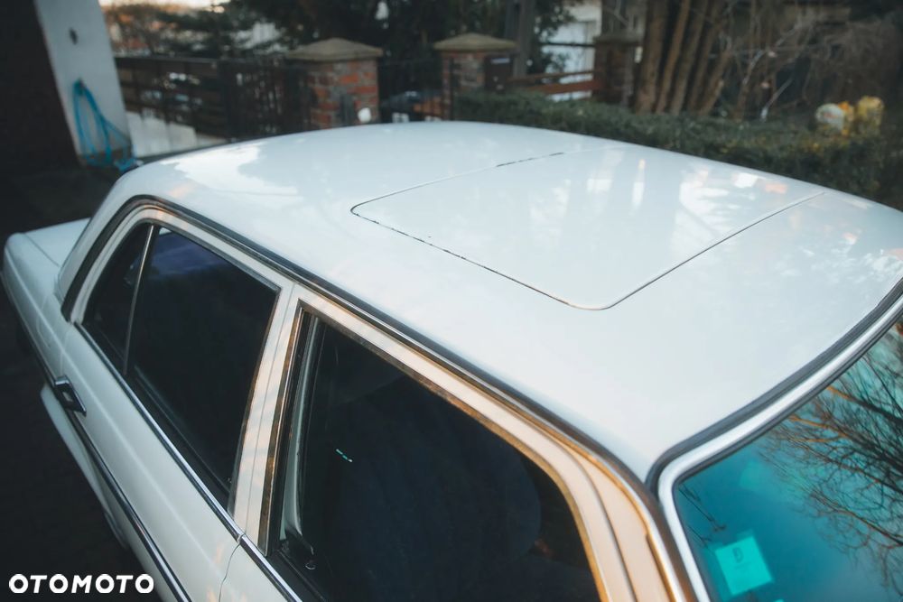 Mercedes-Benz W123 - 11
