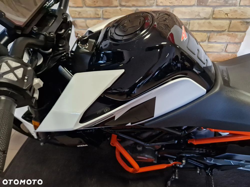 KTM Duke 125 - 17