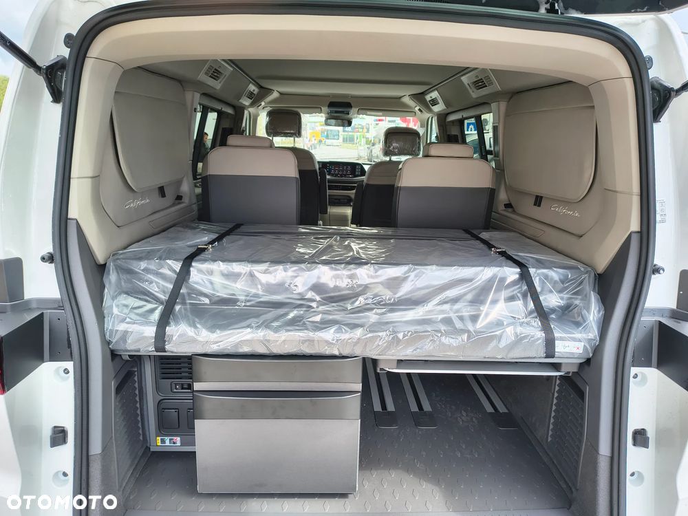 Volkswagen California - 18