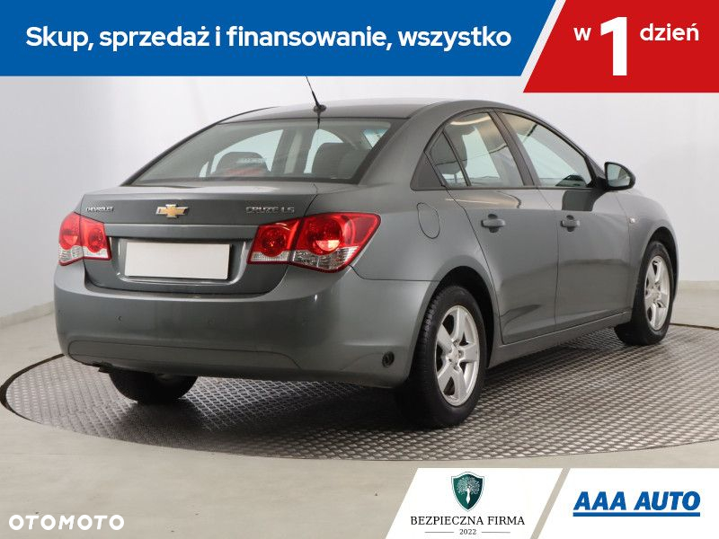 Chevrolet Cruze - 6
