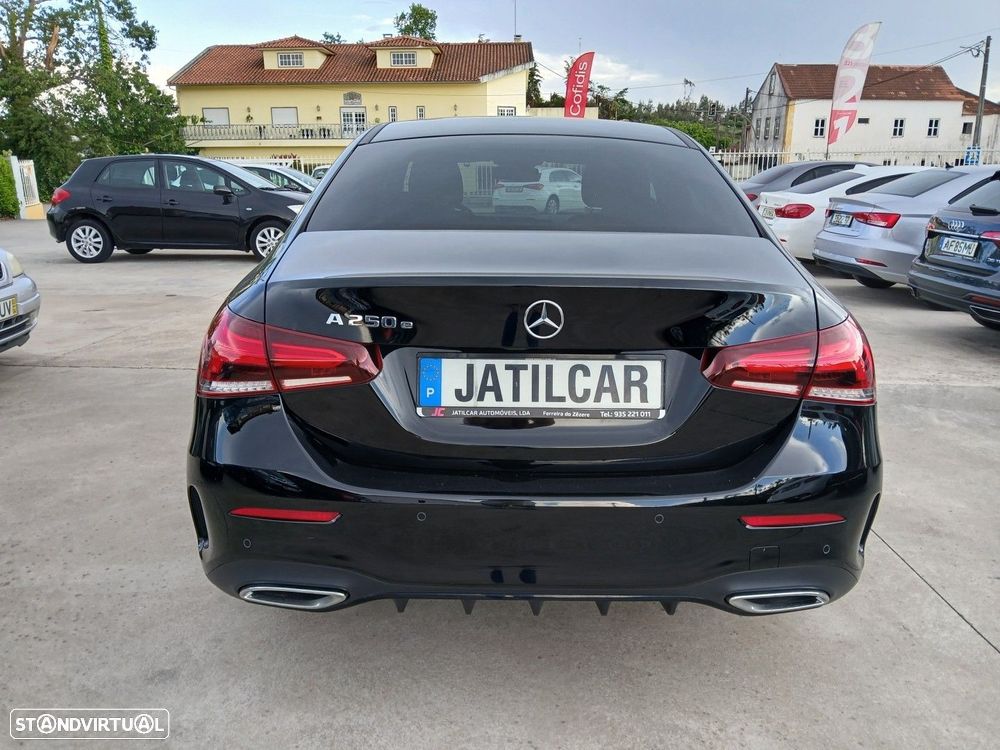 Mercedes-Benz A 250 e 8G-DCT AMG Line - 7