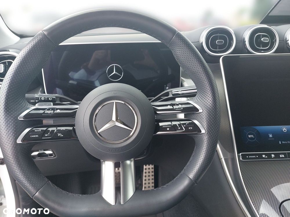 Mercedes-Benz GLC - 12
