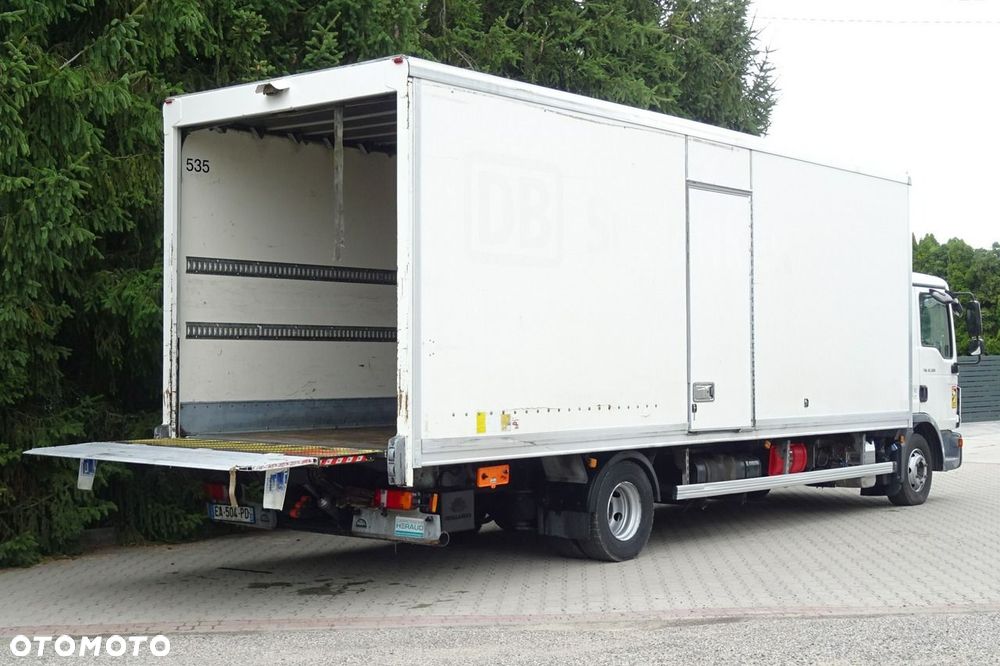 MAN TGL 12.220 Euro 6 kontener 18p 334 tys.km Sprowadzony - 9