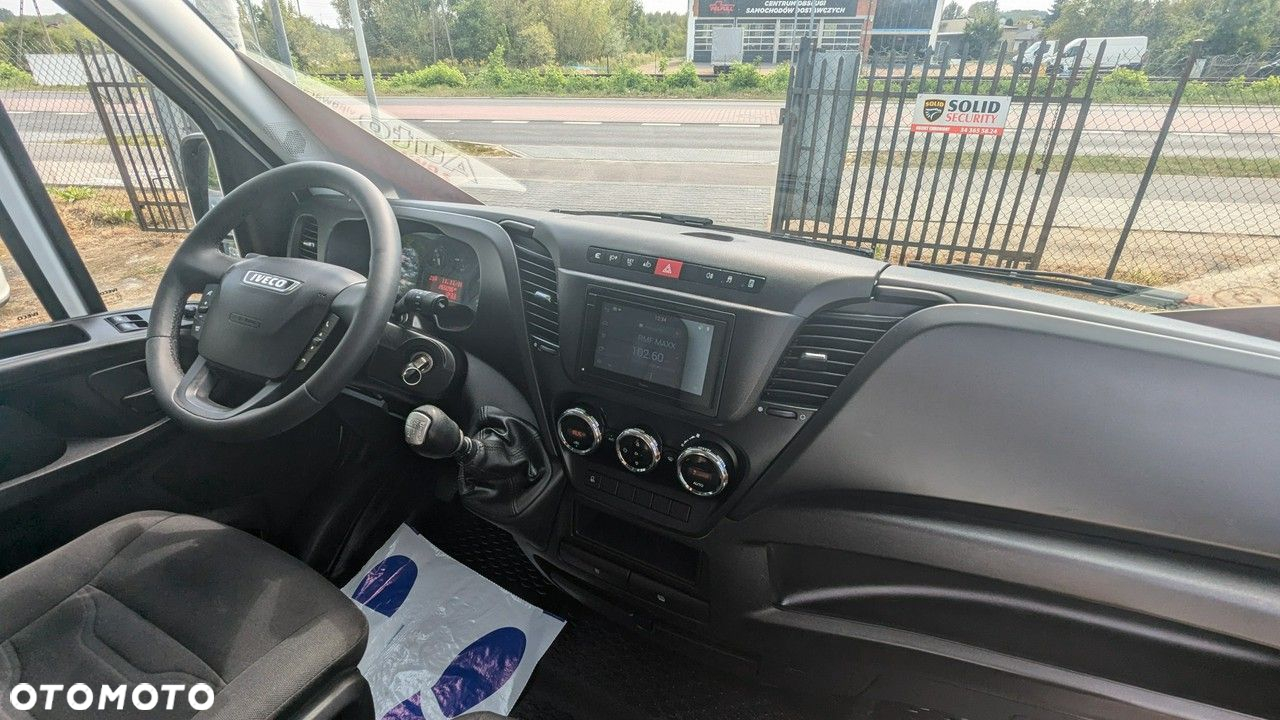 Iveco Daily 35S15 - 17