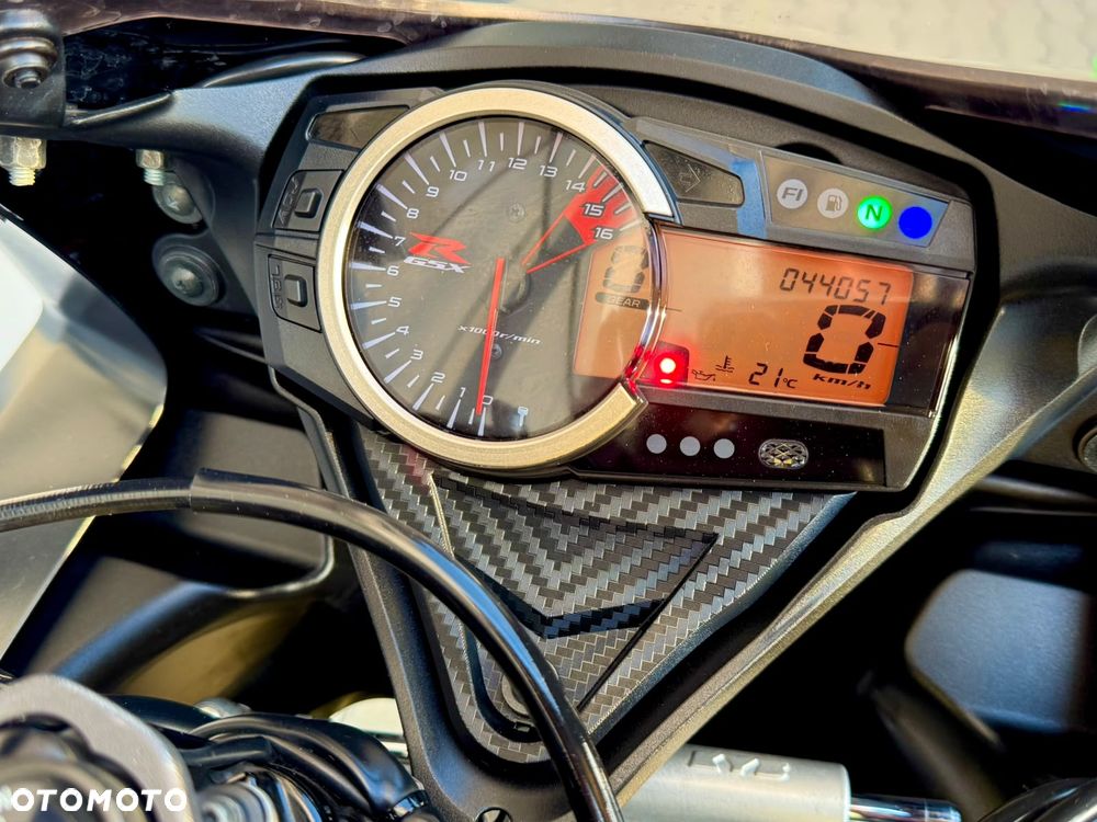 Suzuki GSX-R - 18