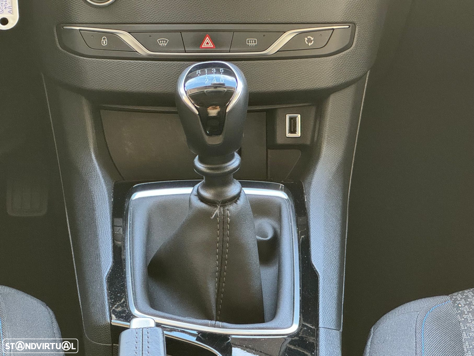 Peugeot 308 SW 1.6 BlueHDi Style J17 - 19