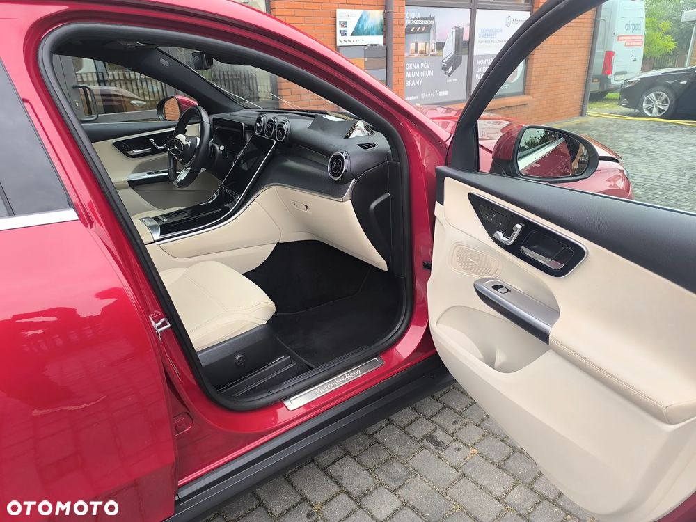 Mercedes-Benz GLC - 9